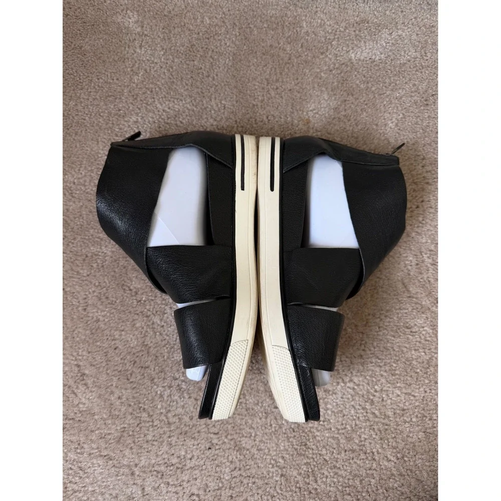 Eileen‎ Fisher Sneaker Sandals Sport Tumbled Leather Black 9
